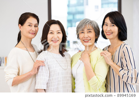 中年婦女 89945169