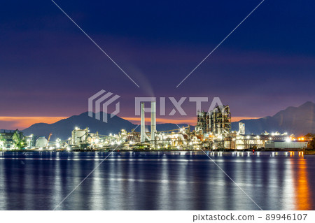 《Yamaguchi Prefecture》 Shunan Factory Night View_From Harumi Water Park 89946107