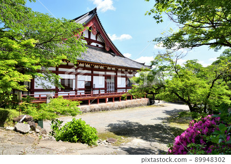 Yatadera Temple (Main Hall) [Yatacho, Yamatokoriyama City, Nara Prefecture] 89948302