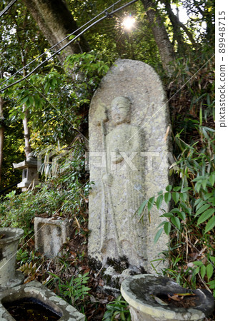 Goshaku Jizo（Sakaki Pass的地藏石佛）[奈良縣大和郡山市八田町] 89948715