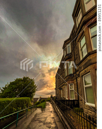 Scottish Street And Sky View, Gourock, Scotland. 89951231