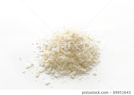 Bread crumbs white background 89951643