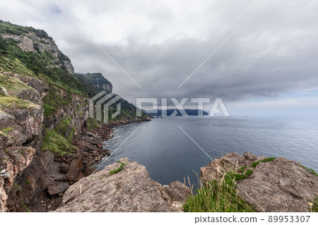 Very distant perspective, including ridge of Cabo de Santa Catalina cliffs 89953307