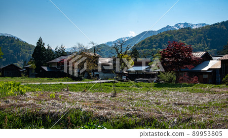 Spring Shirakawa Town 89953805