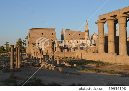 Temple of Luxor 89954198