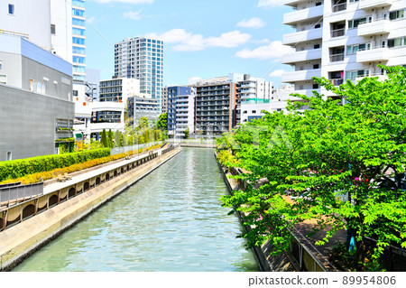 從竹芝橋/新芝運河看芝浦運河（東京都港區）[2022.4] 89954806