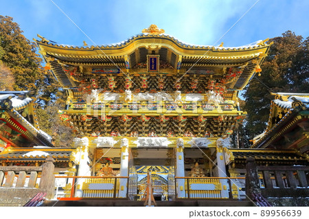 [栃木縣]晴天下的陽明門（日光東照宮） 89956639