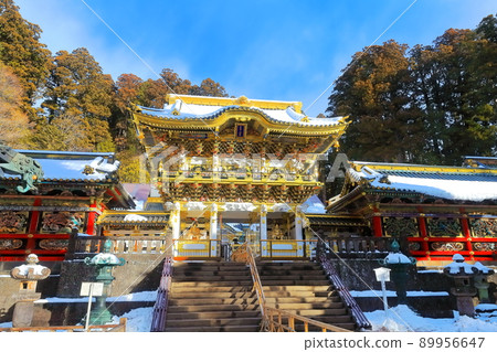 [栃木縣]晴天下的陽明門（日光東照宮） 89956647