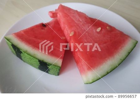 切西瓜 89956657