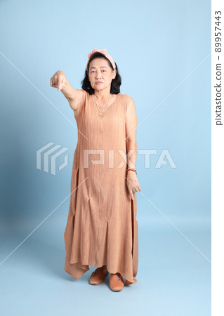 Senior Asian Woman Senior Asian Woman 89957443