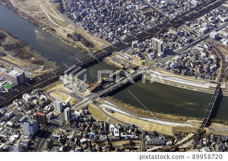 Aerial view of the vicinity of Biwajima Bridge in Nagoya City, Aichi Prefecture 89958720