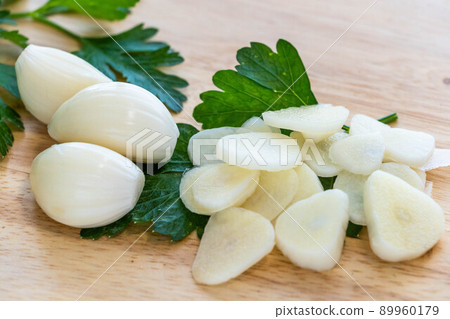 大蒜,一種增強免疫力的蔬菜 大蒜,一種增強免疫力的蔬菜 89960179