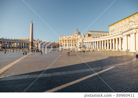 Saint Peter's Square with Vaticano Obelisk and church in Vatican 89960411