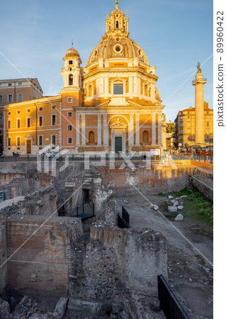 Ruins at Roman Forum in Rome on sunset 89960422