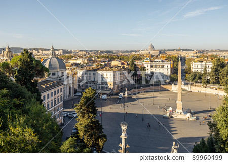 Cityscape of Rome city on a sunny morning Cityscape of Rome city on a sunny morning 89960499