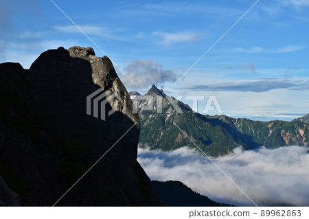 從圓山莊到椿山的山路風景 從圓山莊到椿山的山路風景 89962863