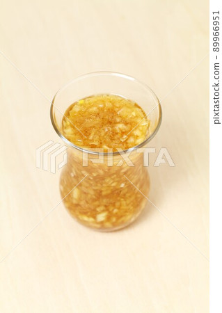 Onion who dressing 89966951