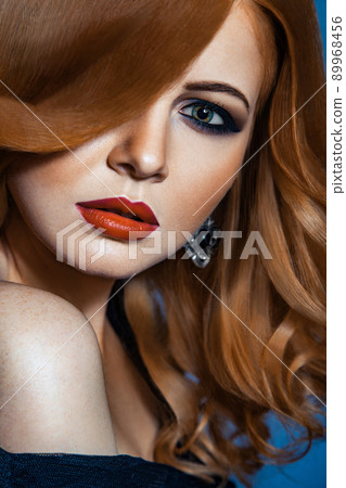 beauty portrait of stylish woman with elegant hairstyle and makeup 89968456