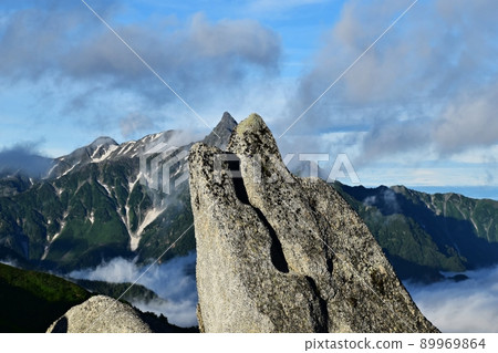 Mt. Tsubakuro dolphin rock and Mt. Yari competition Mt. Tsubakuro dolphin rock and Mt. Yari competition 89969864