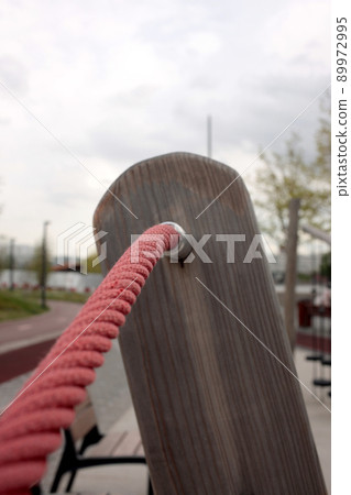 Fencing rope attached to support 89972995