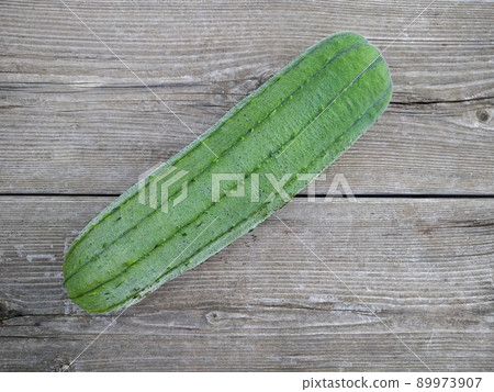 Edible loofah 89973907