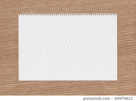 One-sided sketchbook on the desk, can be used freely vertically and horizontally. 89974822