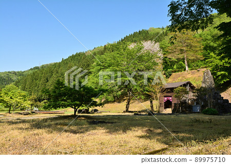 100 Fine Castles of Japan, Ichijodani Castle 89975710