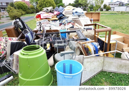 Bulky garbage 89978026