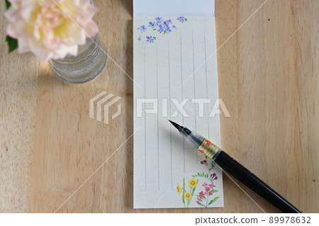 Write a letter Write a letter 89978632