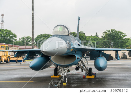 Japan Air Self-Defense Force F-2A 89979342