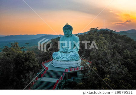 Aerial view of Wat Doi Prachan Mae Tha or Wat Phra That Doi Phra Chan in Lampang, Thailand 89979531