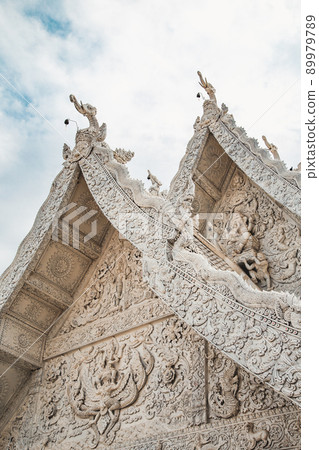Wat Ming Muang white temple in Nan province, Thailand 89979789