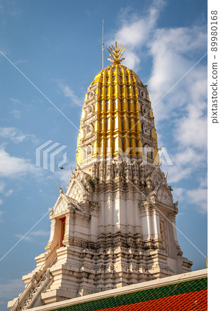 Wat Phra Si Rattana Mahathat Woramahawihan, temple in Phitsanulok, Thailand Wat Phra Si Rattana Mahathat Woramahawihan, temple in Phitsanulok, Thailand 89980168