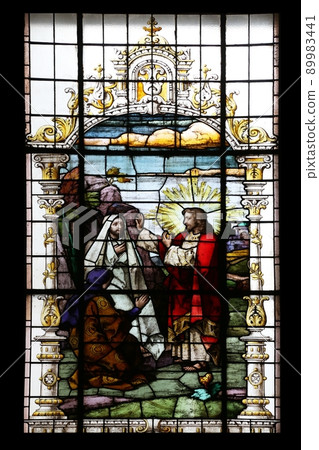 Stained glass window in the Basilica of the Sacred Heart of Jesus in Zagreb, Croatia 89983441