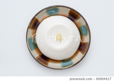 Jimami tofu with sauce Jimami tofu with sauce 89984817