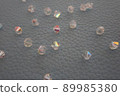 Transparent beads 89985380