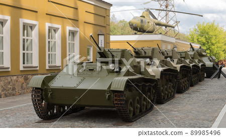 城市中的蘇聯T-60輕型坦克(1941年型) 城市中的蘇聯T-60輕型坦克(1941年型) 89985496