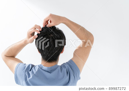 Hair care middle man back view 89987272