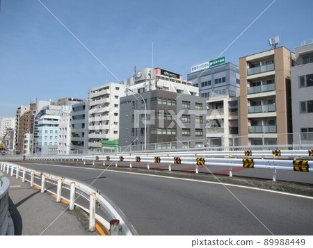 從兩台石橋眺望北上野 從兩台石橋眺望北上野 89988449