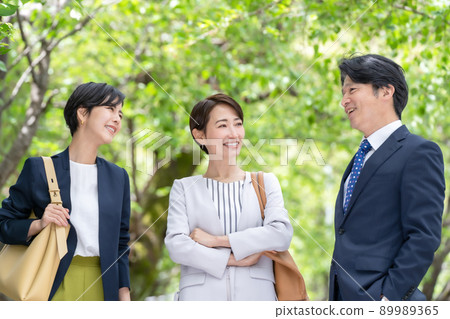 業務團隊新鮮綠色 89989365