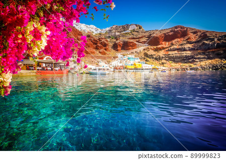 Amoudi bay, Santorini, Greece Amoudi bay, Santorini, Greece 89999823