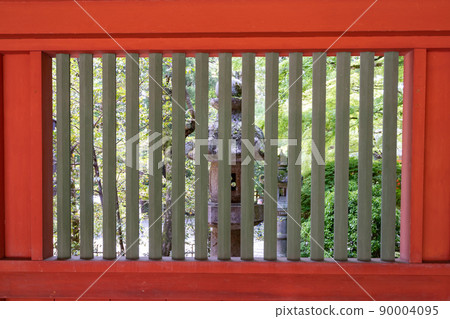 Katori Jingu Stone Lantern <Katori City, Chiba Prefecture / May> Katori Jingu Stone Lantern <Katori City, Chiba Prefecture / May> 90004095