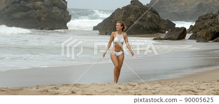 A beautiful day at the beach - wonderful place to relax 90005625