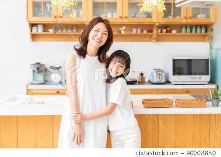 Smile parent and child 90008830