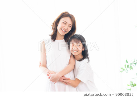笑臉父母和孩子 笑臉父母和孩子 90008835
