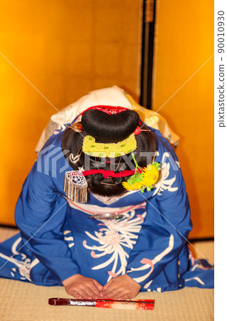 舞子在日本京都的熱情好客 舞子在日本京都的熱情好客 90010930