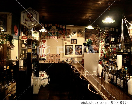 Authentic bar, restaurant, long-established bar, bartender shop 90010974