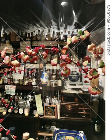 Authentic bar, restaurant, long-established bar, bartender shop 90010975