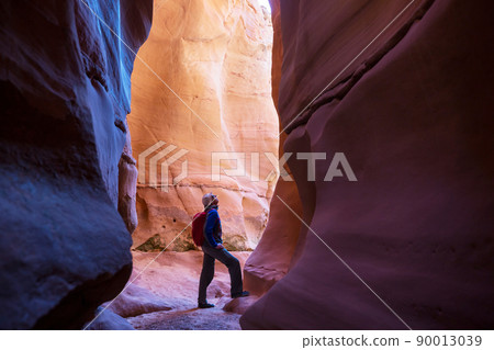 Slot canyon 90013039