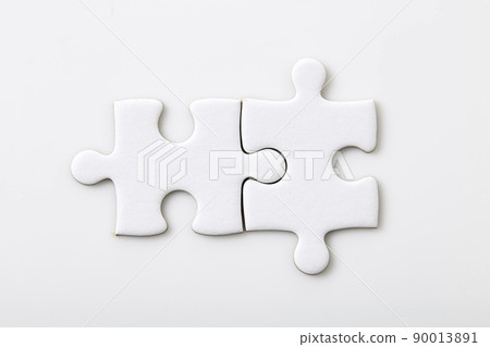 Blank puzzle pieces on a white background 90013891